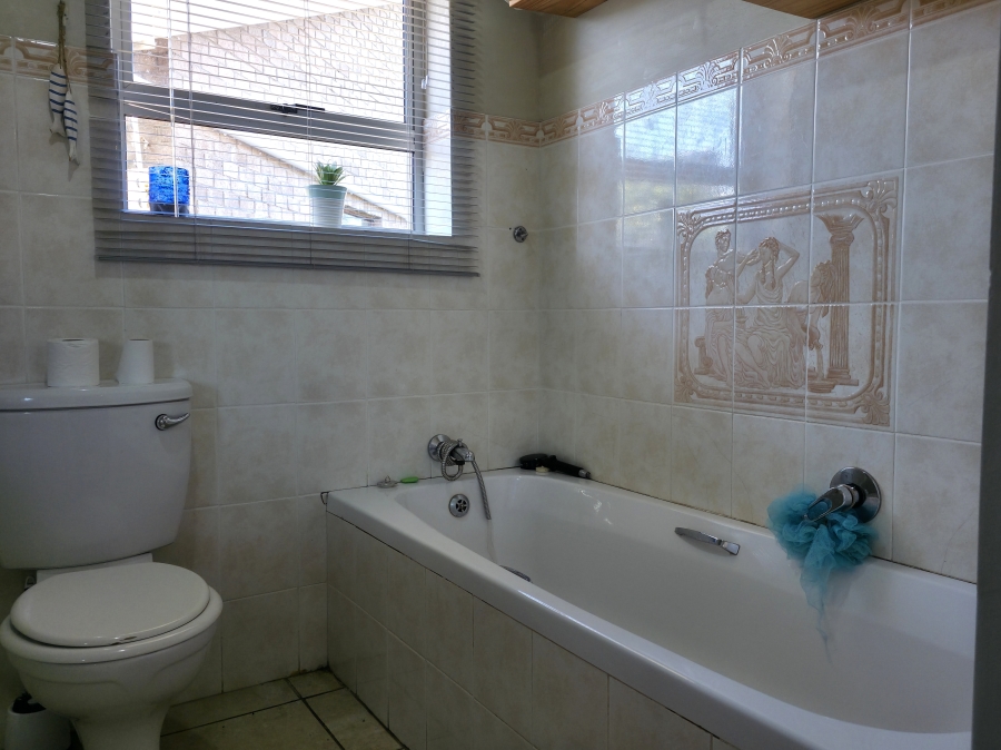 3 Bedroom Property for Sale in Noorsekloof Eastern Cape
